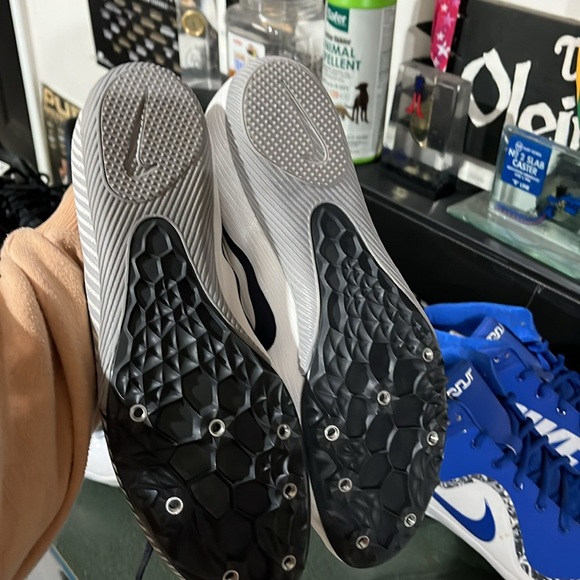 Nike Track Running Shoes - Picture 3 of 3